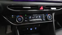 2022 Hyundai Sonata 2.0, белый — фото 17