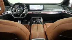 2023 BMW 7-Series 740i sDrive M Sport — фото 14
