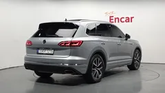 2023 Volkswagen Touareg 3.0 TDI Prestige — фото 2