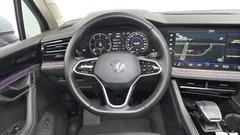 2023 Volkswagen Touareg 3.0 TDI Prestige — фото 12
