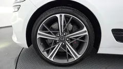 2024 Genesis G70 Gasoline 2.5T 2WD, белый — фото 5