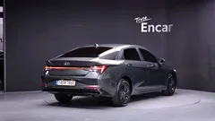 2021 Hyundai AVANTE Inspiration, серый — фото 2