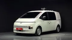 2022 Hyundai Staria Cargo 5-Seater — фото 1