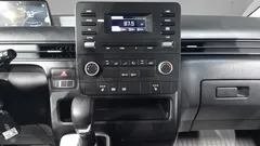 2022 Hyundai Staria Cargo 5-Seater — фото 14