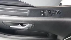 2022 Hyundai Staria Cargo 5-Seater — фото 18