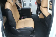 2023 Kia Carnival Gasoline 11-Seater Prestige — фото 15