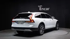 2023 Volvo V90 B5 Ultimate AWD, белый — фото 2