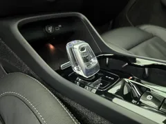 2023 Volvo XC40 B4 Ultimate Bright, белый — фото 16