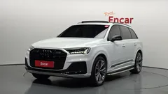 2022 Audi Q7 55 TFSI Quattro Premium, белый — фото 1
