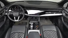 2022 Audi Q7 55 TFSI Quattro Premium, белый — фото 7