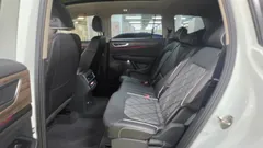 2025 Volkswagen Atlas 2.0 TSI R-LINE 7-Seater — фото 18
