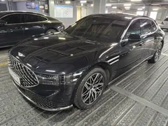 2022 Genesis G90 3.8 AWD, чёрный — фото 3