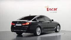 2023 BMW 5-Series 520i Luxury, чёрный — фото 2