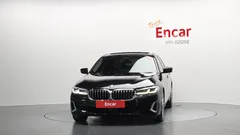 2023 BMW 5-Series 520i Luxury, чёрный — фото 3
