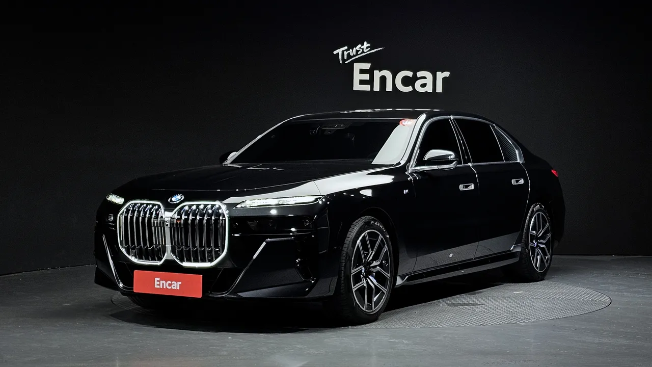 2023 BMW 7-Series 740i sDrive M Sport