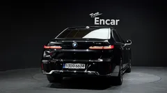 2023 BMW 7-Series 740i sDrive M Sport, чёрный — фото 4