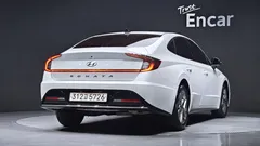 2022 Hyundai Sonata 2.0 — фото 2