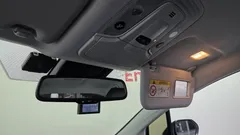 2022 Toyota Prius 1.8, белый — фото 20