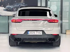 2022 Porsche Cayenne 3.0 COUPE PLATINUM EDITION, белый — фото 4