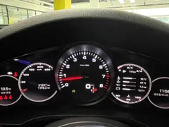 2022 Porsche Cayenne 3.0 COUPE PLATINUM EDITION, белый — фото 8