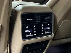 2022 Porsche Cayenne 3.0 COUPE PLATINUM EDITION, белый — фото 19