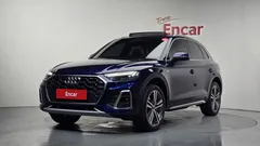 2022 Audi Q5 45 TFSI Quattro Premium — фото 1