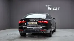 2021 Audi S5 3.0 TFSI Quattro Sportback, чёрный — фото 4