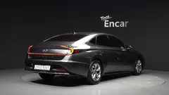 2022 Hyundai Sonata 2.0 — фото 2