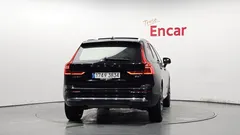 2023 Volvo XC60 B6 Ultimate Bright — фото 4