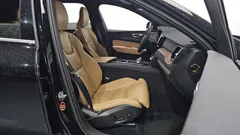 2023 Volvo XC60 B6 Ultimate Bright — фото 10