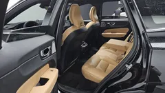 2023 Volvo XC60 B6 Ultimate Bright — фото 12