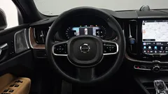 2023 Volvo XC60 B6 Ultimate Bright — фото 13
