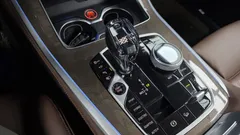 2022 BMW X5 xDrive 45e xLine, чёрный — фото 9