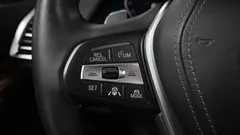 2022 BMW X5 xDrive 45e xLine, чёрный — фото 17