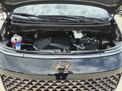 2024 Hyundai Staria Lounge 9-Seater — фото 10