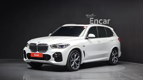 2022 BMW X5 xDrive 45e M Sport