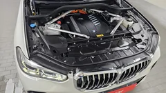 2022 BMW X5 xDrive 45e M Sport — фото 6