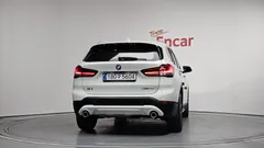 2021 BMW X1 xDrive 18d xLine, белый — фото 4