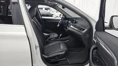 2021 BMW X1 xDrive 18d xLine, белый — фото 11