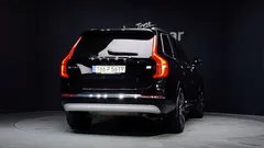 2022 Volvo XC90 T8 Ultimate Bright Hybrid, чёрный — фото 4