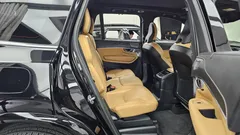2022 Volvo XC90 T8 Ultimate Bright Hybrid, чёрный — фото 12