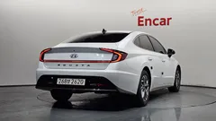 2022 Hyundai Sonata 2.0 — фото 2
