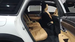 2021 Volvo V90 B5 Pro AWD, белый — фото 12