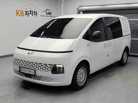 2022 Hyundai Staria Cargo 5-Seater