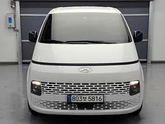 2022 Hyundai Staria Cargo 5-Seater — фото 2