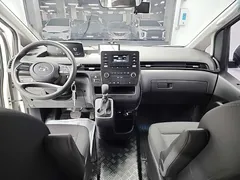 2022 Hyundai Staria Cargo 5-Seater — фото 7