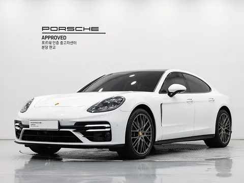 2022 Porsche Panamera 2.9 AWD Platinum Edition