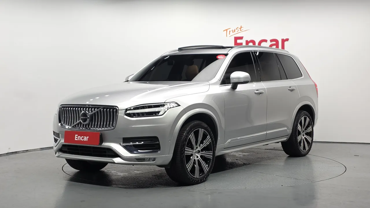 2022 Volvo XC90 B6 Inscription