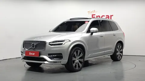 2022 Volvo XC90 B6 Inscription