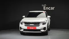 2022 Kia Seltos Gasoline 1.6 Turbo 2WD, белый — фото 3